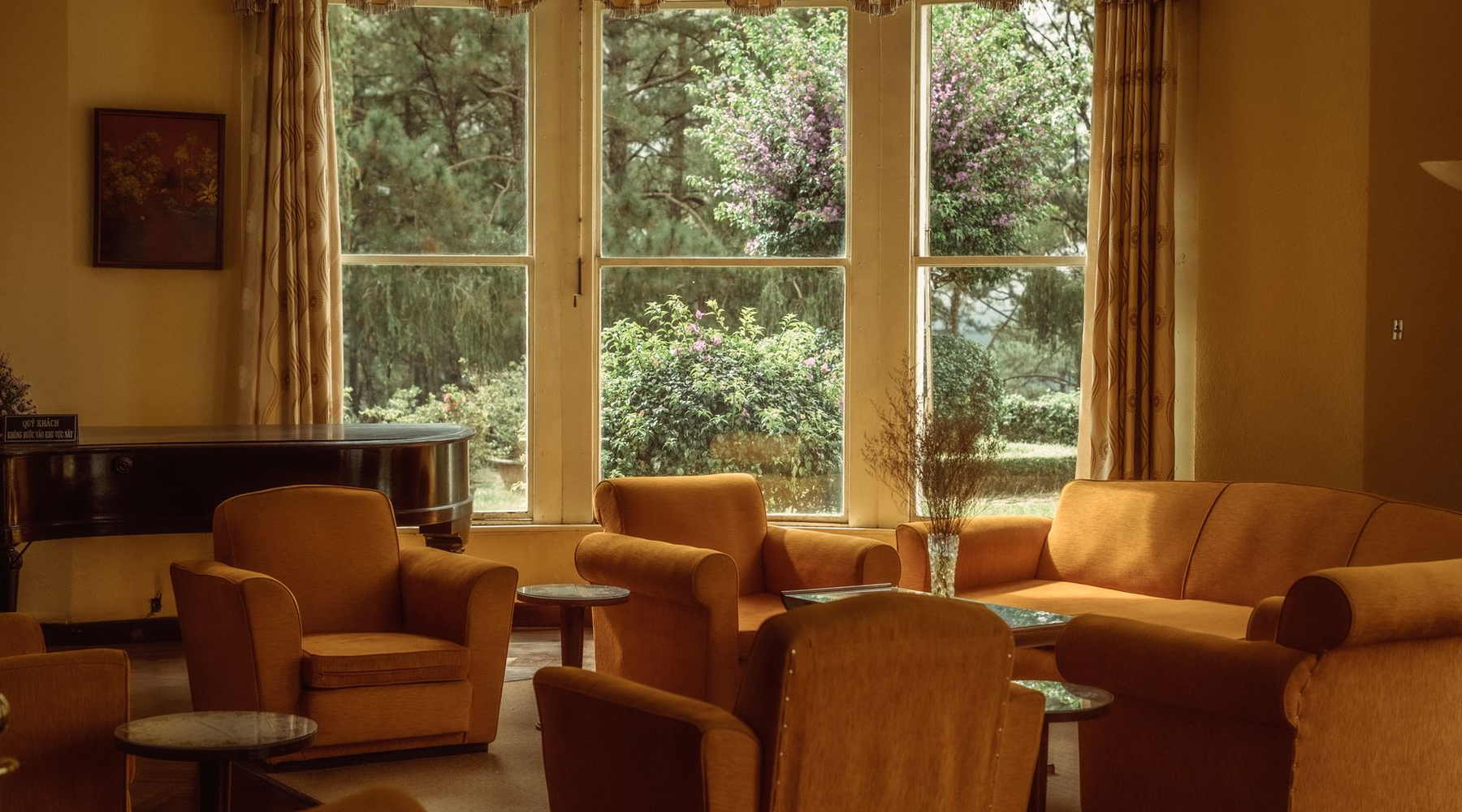 Przytulne wnętrze salonu Prestoria Living